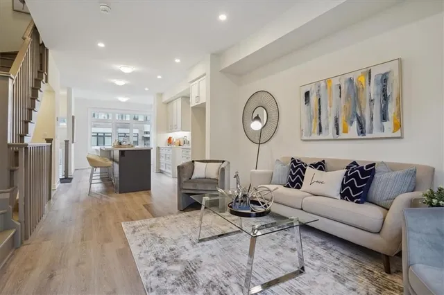 Additional image 8 of 527 SHAVER Rd Unit 16