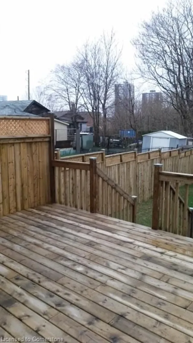 Additional image 5 of 201 Bay St