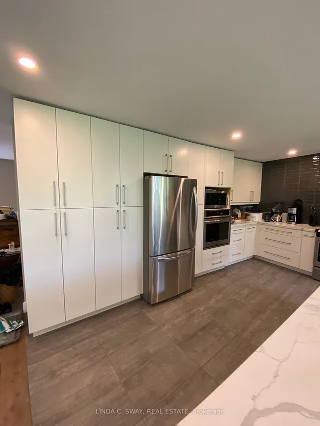 Additional image 5 of 38 Oak Ave