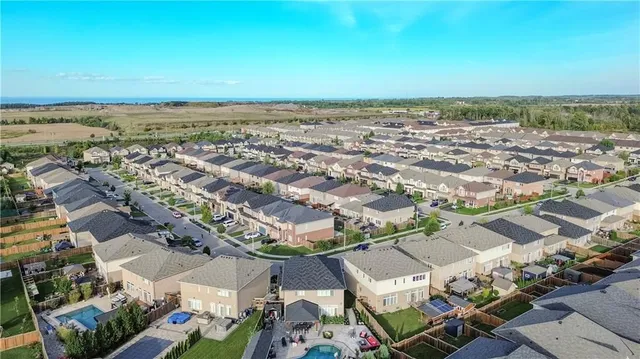 Additional image 9 of 250 LORMONT Blvd