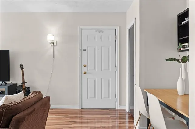 Additional image 7 of 227 MACNAB St Unit 14