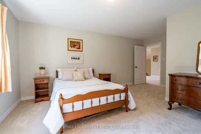 Additional image 26 of 55 Landscapes Tr