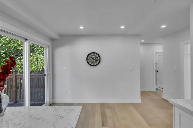 Additional image 13 of 1 ATHENS St