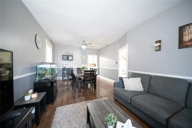 Additional image 6 of 125 CAVELL Ave