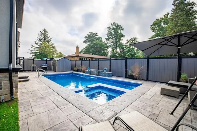 Additional image 41 of 4 LOCKMAN Dr