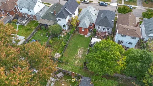 Additional image 30 of 157 Weir St