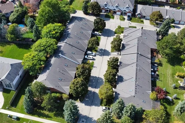 Additional image 4 of 20 MEADOWLANDS Blvd Unit 1