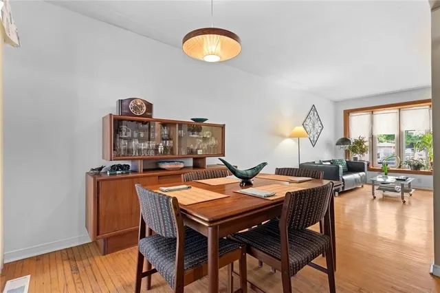 Additional image 13 of 54 BEACON Ave