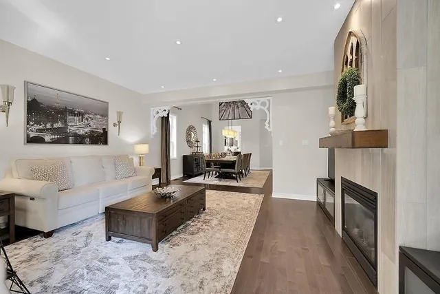 Additional image 23 of 38 BUTTERNUT GROVE Lane