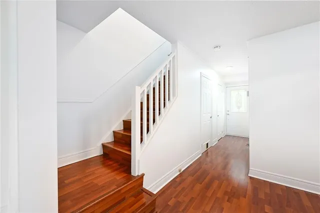 Additional image 18 of 250 SAN FRANCISCO Ave