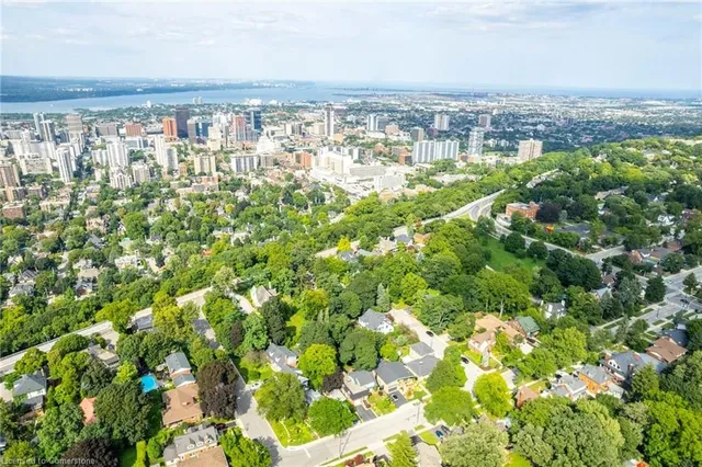 Additional image 42 of 60 Inverness Ave