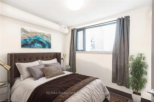 Additional image 8 of 121 KING STREET EAST Unit 501