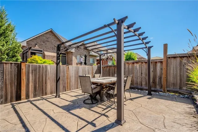 Additional image 5 of 47 Whistler St