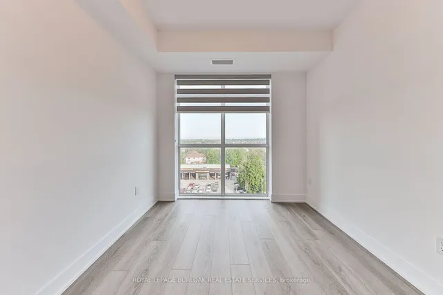 Additional image 11 of 460 Dundas St Unit 705