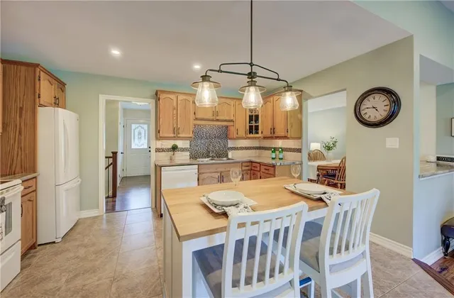 Additional image 11 of 1242 SHEFFIELD Rd