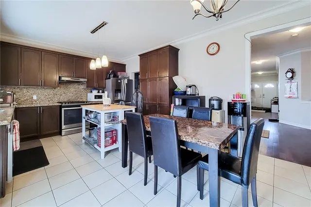 Additional image 24 of 35 KEYSTONE Cres