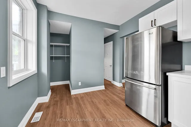 Additional image 8 of 33 Shaw St