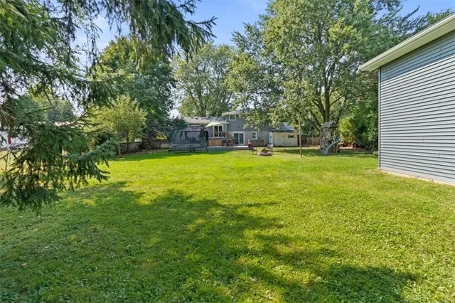 Additional image 42 of 2 CAREY St