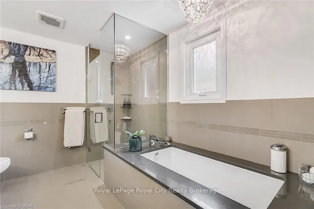 Additional image 21 of 20 WILDAN Dr