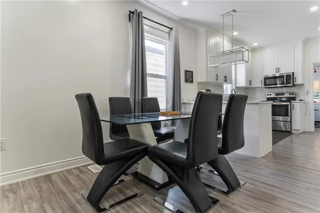 Additional image 10 of 126 CAVELL Ave