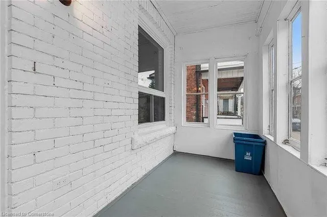 Additional image 25 of 42 Arthur Ave