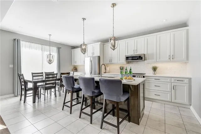 Additional image 17 of 280 FELLOWES Cres