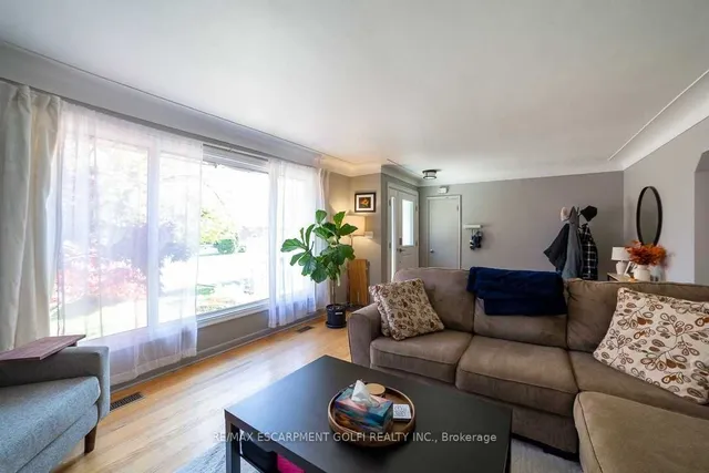 Additional image 7 of 10 Warren Ave