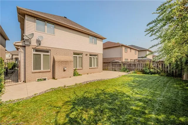 Additional image 44 of 76 Moorland Cres