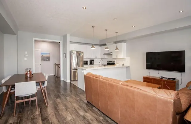 Additional image 14 of 81 HUGILL Way