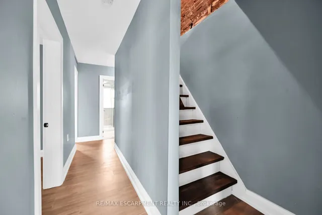 Additional image 25 of 33 Shaw St