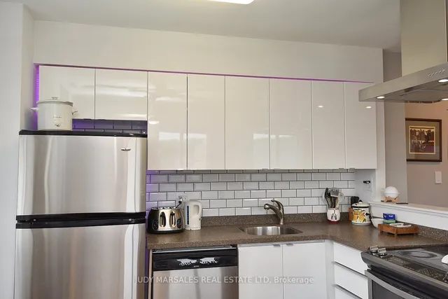 Additional image 16 of 36 James St Unit 1105