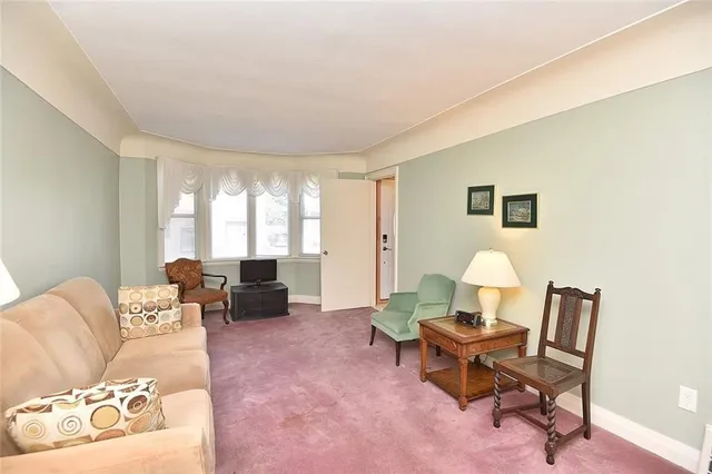 Additional image 10 of 217 GRANT Ave