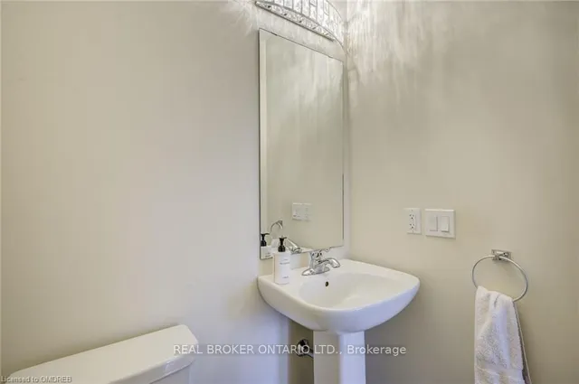 Additional image 6 of 428 Dalgleish Tr