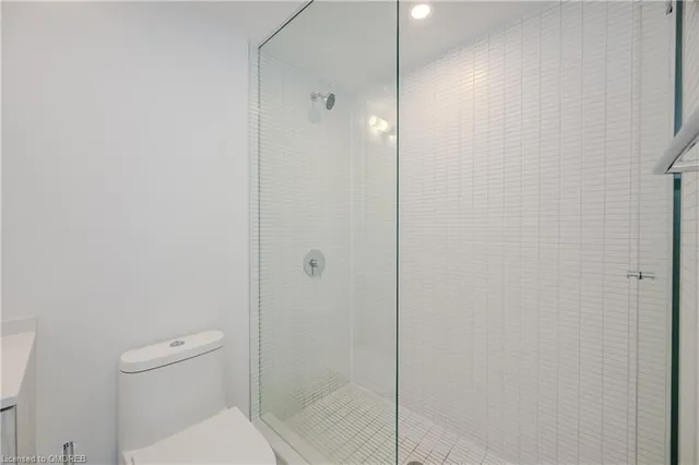 Additional image 27 of 1 Jarvis St Unit 1308