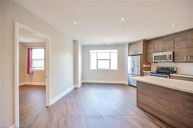 Additional image 13 of 2 King St Unit 208