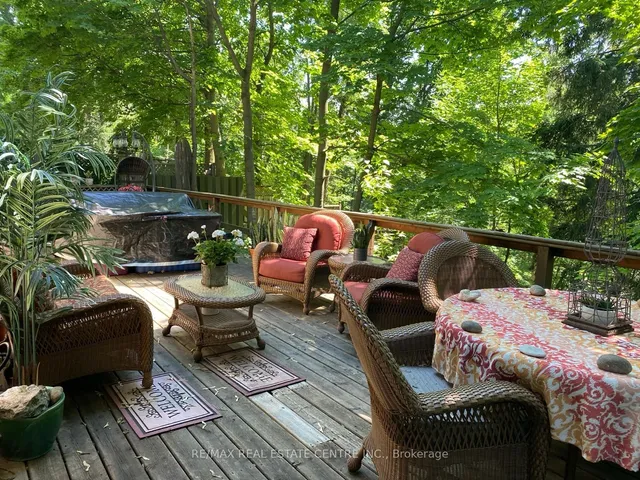 Additional image 29 of 340 Dundas St