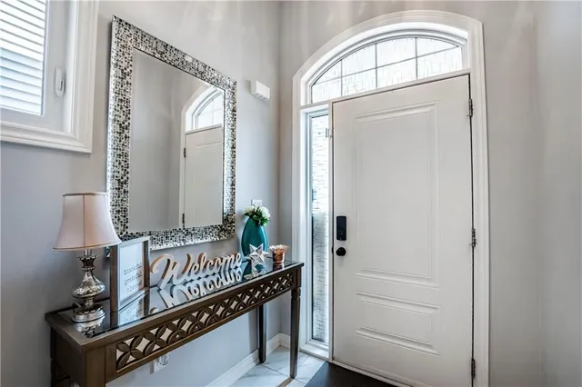 Additional image 4 of 607 KNOX Ave