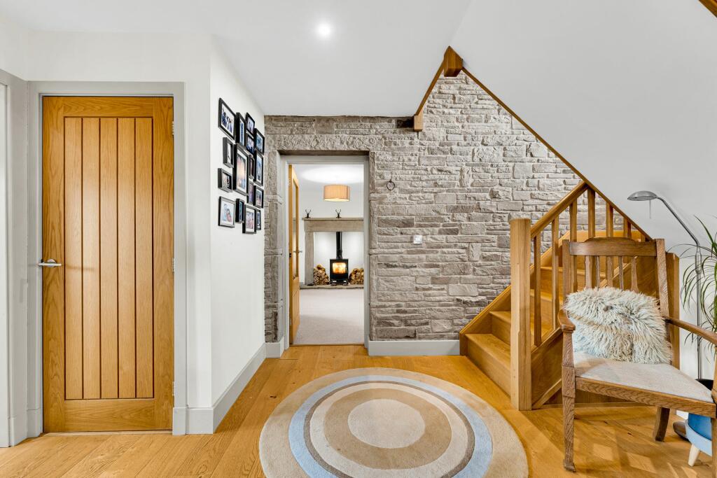 Additional image 25 of 1750s Farmhouse on 0.8 acres, 360° views, rustic charm, and scenic Rossendale countryside!