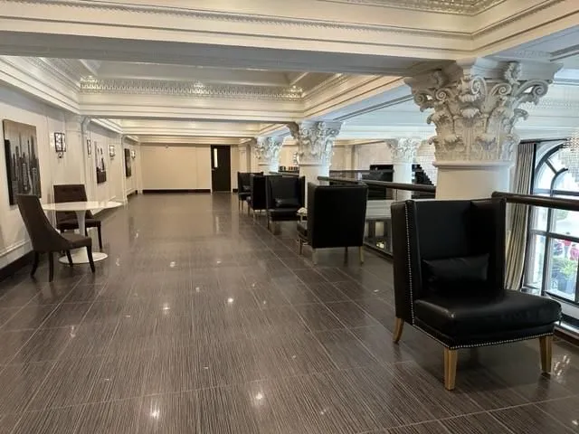 Additional image 27 of 112 KING St Unit 1109