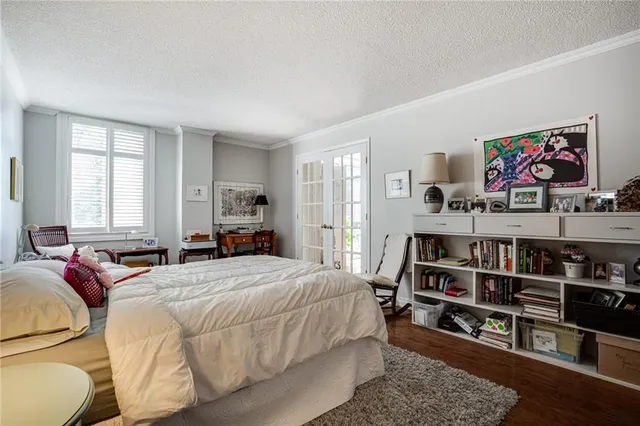 Additional image 39 of 150 WILSON St Unit PH2