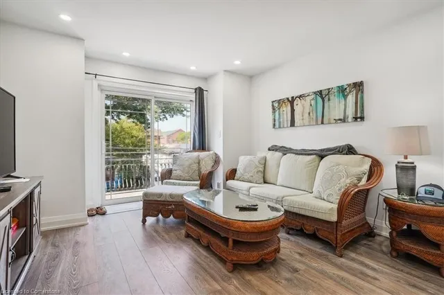 Additional image 14 of 146 Catharine St