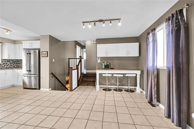 Additional image 14 of 5 RIDELL Cres