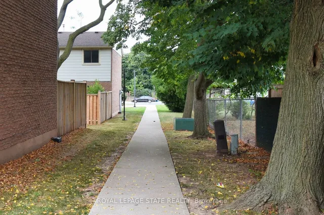 Additional image 27 of 150 Gateshead Cres Unit 122