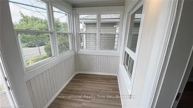 Additional image 5 of 32 Vansitmart Ave