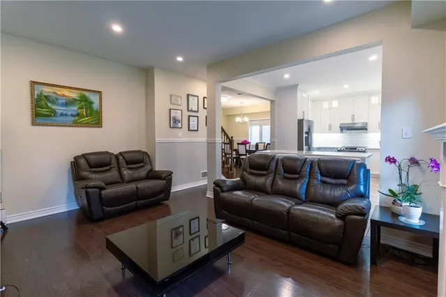 Additional image 11 of 59 KOPPERFIELD Lane