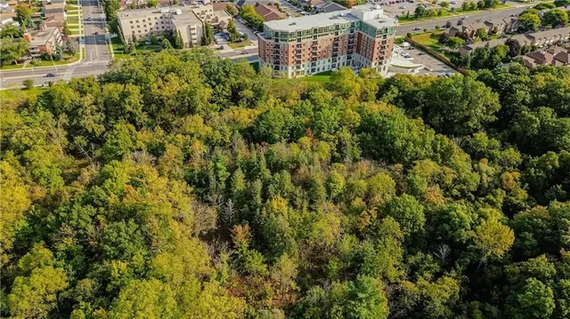 Additional image 10 of 2750 KING St Unit 710