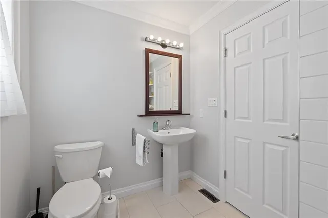 Additional image 45 of 870 BEACH Blvd