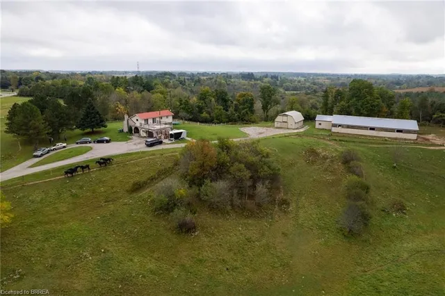 Additional image 5 of 2606 Harrisburg Rd