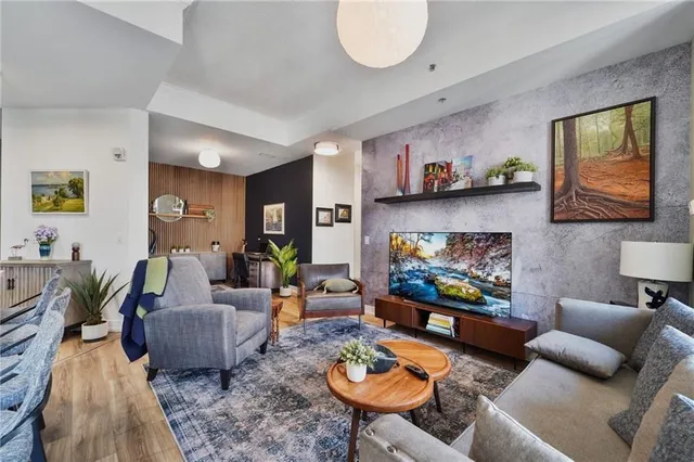 Additional image 12 of 90 CHARLTON Ave Unit 801