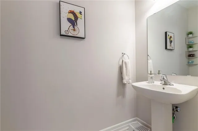 Additional image 12 of 3 YALE DRIVE Dr